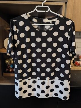 Daniel Rainn Black and White Polka Dot Short Sleeve Blouse